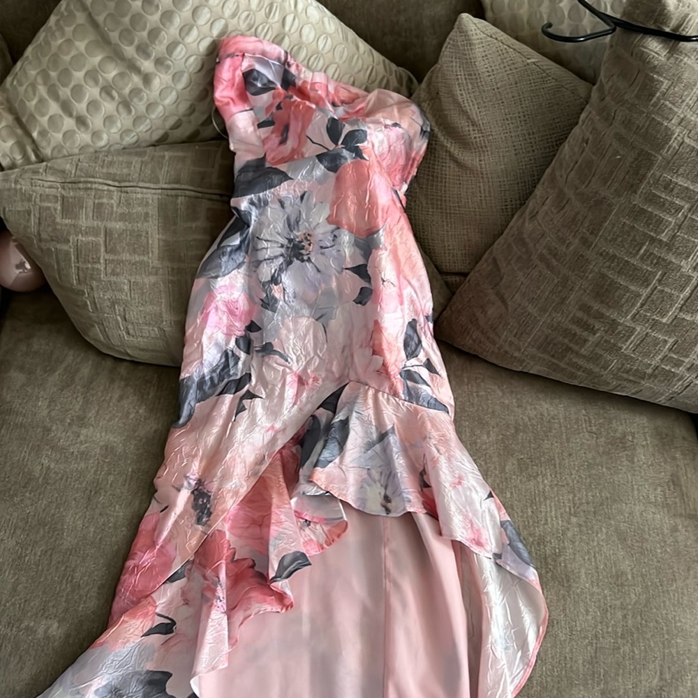 LULUS dress